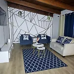 P&N Suites - Queen Room- Dubai